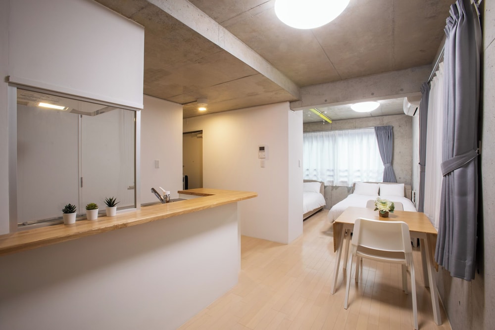 Superior Studio, Non Smoking (2F-3F) photo 1