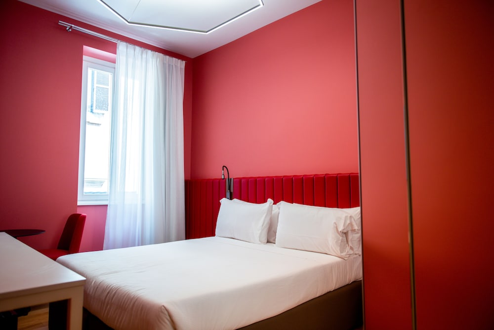 Superior Room thumbnail 5