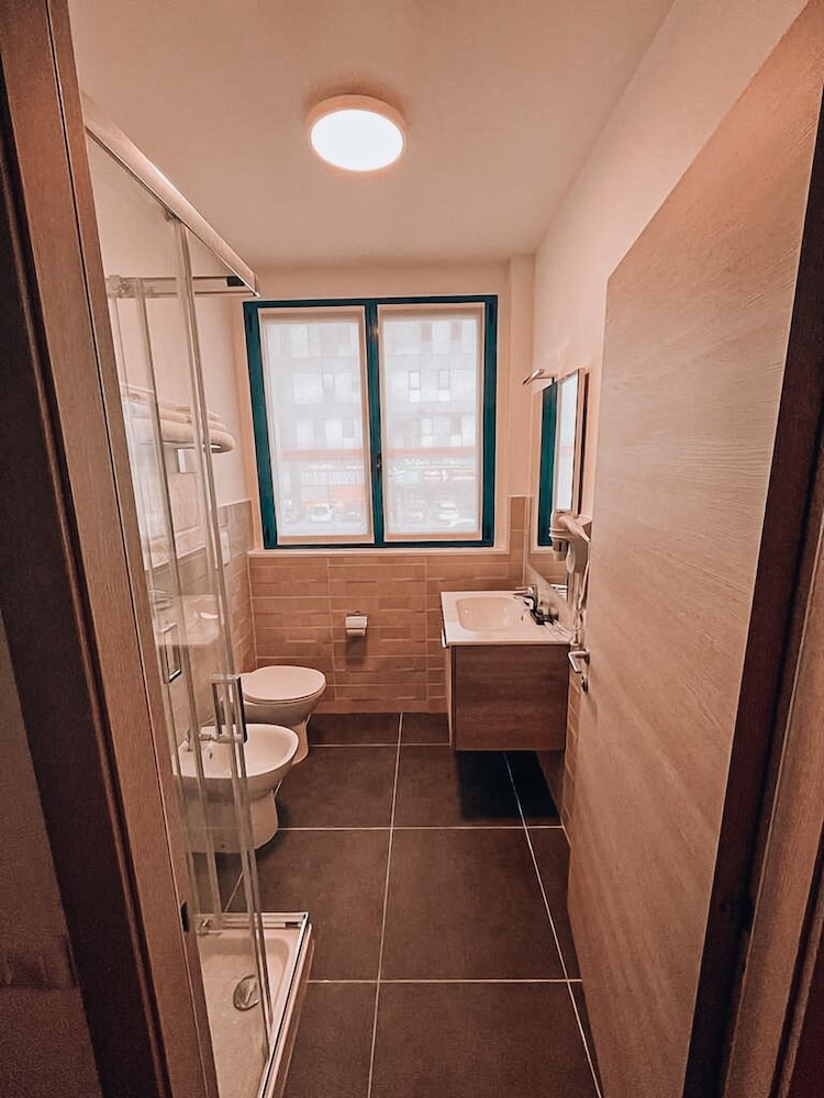 Basic Single Room photo 2