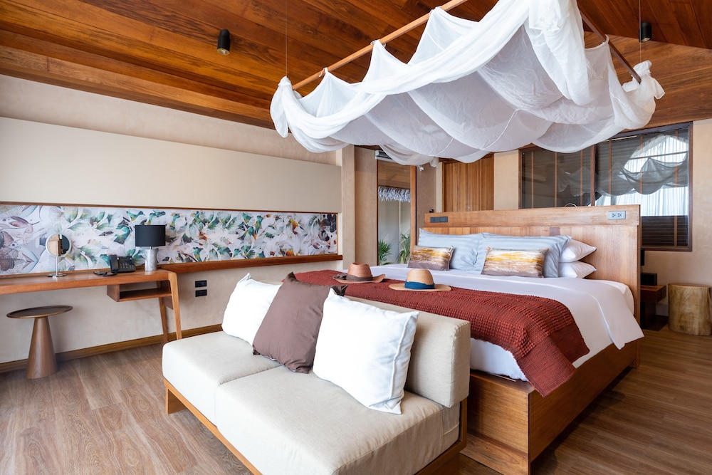 Sun Beachfront Pool Villa - Photo 5