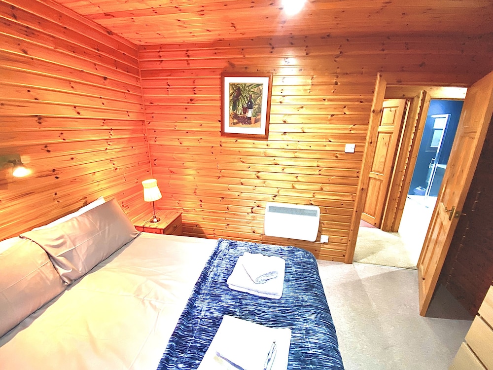 Deluxe Cabin, Private Bathroom, Mountain View photo 3