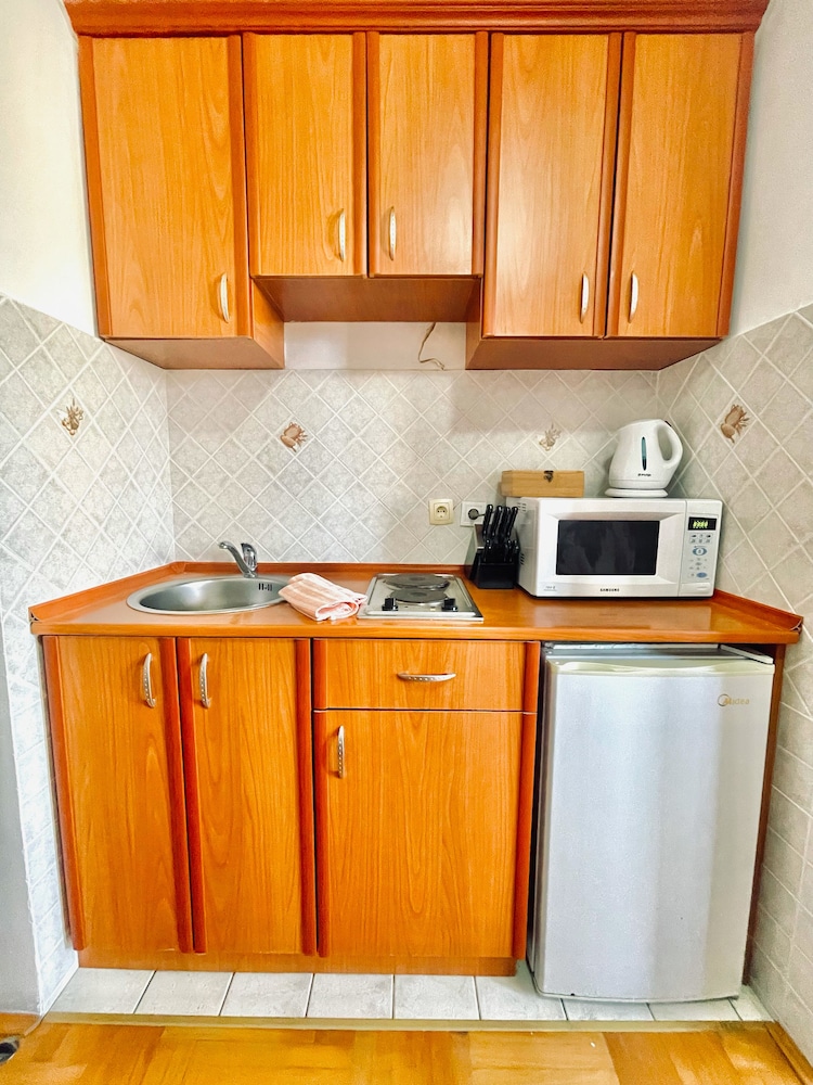 Comfort Apartment - Photo 7