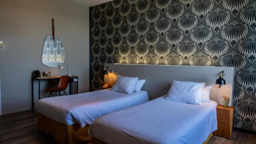 Deluxe Room, Multiple Beds, Non Smoking (Twin bed on request) - Photo 1