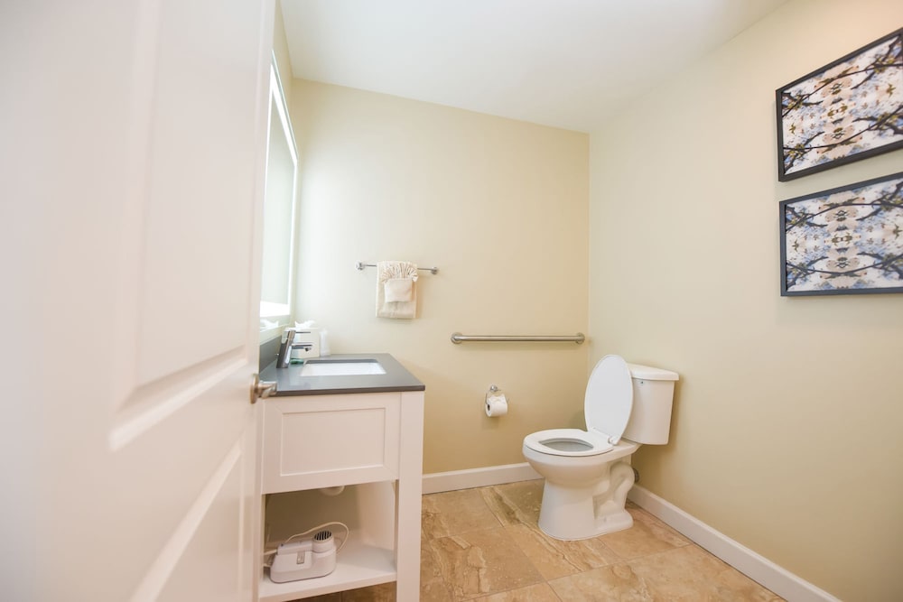 Waterside Suites and Marina, Photo 26