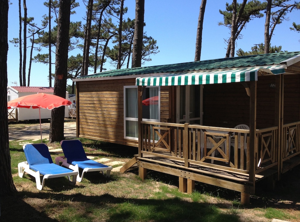 Bungalow, 2 Bedrooms (Loggia) photo 1