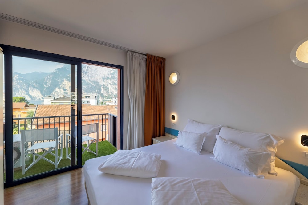 Superior Double Room - Photo 1