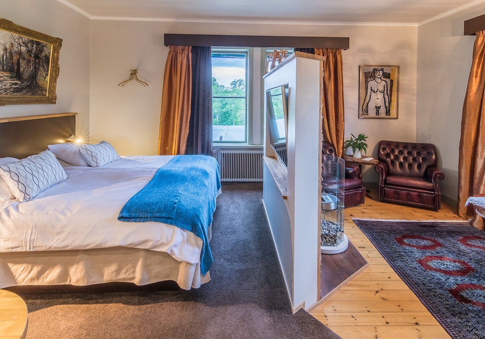 Deluxe Studio Suite, Park View, Corner photo 3