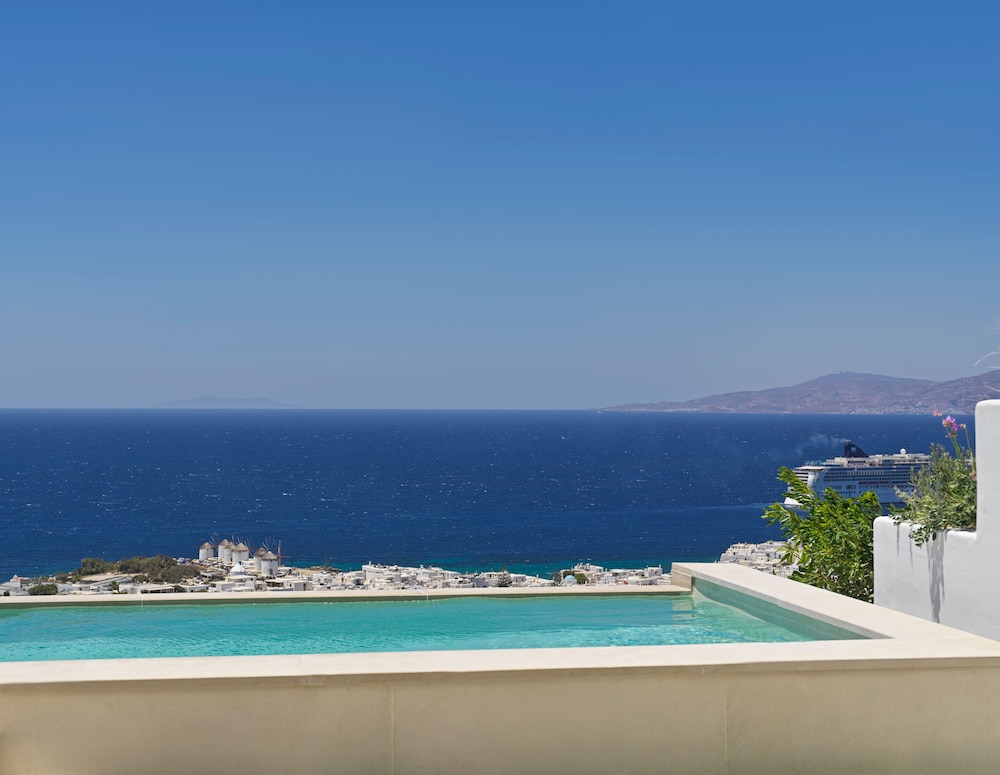 Suite, Private Pool, Sea View - Photo 7