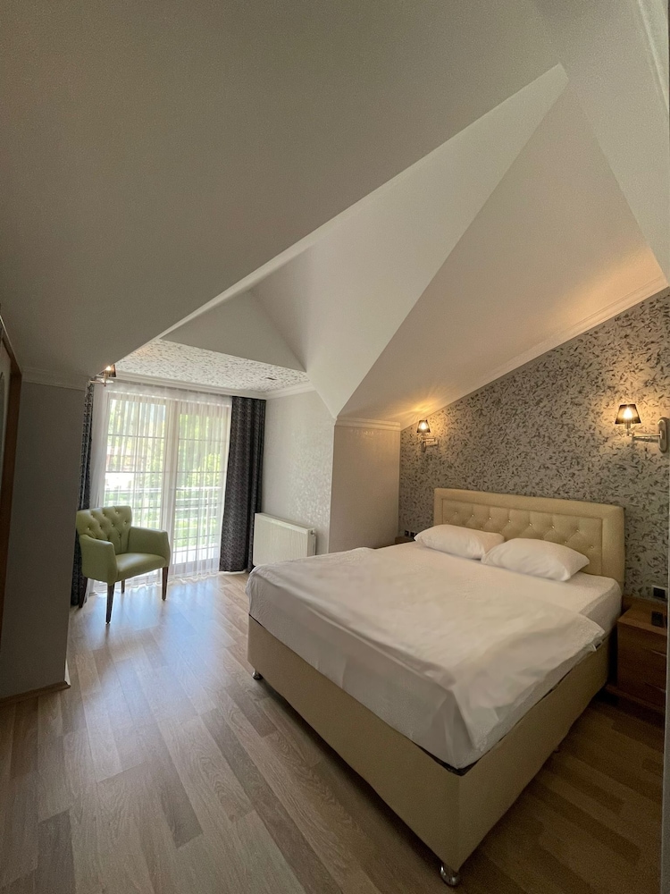 Standard Double Room photo 2