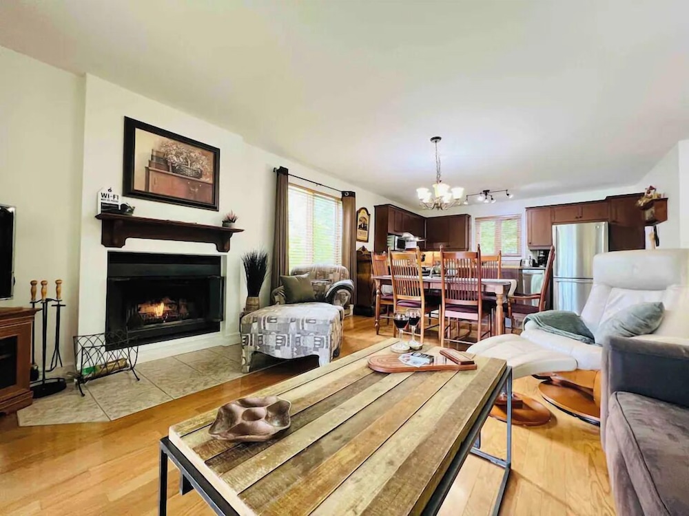 Condo, 2 Bedrooms, Non Smoking photo 2