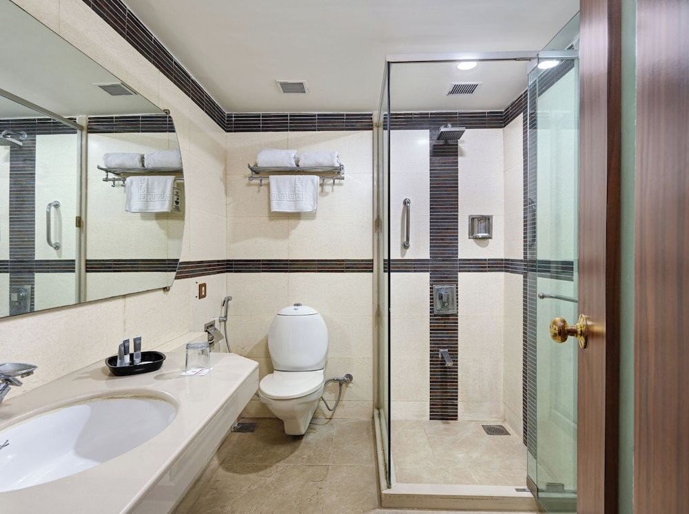 Presidential Studio Suite photo 2