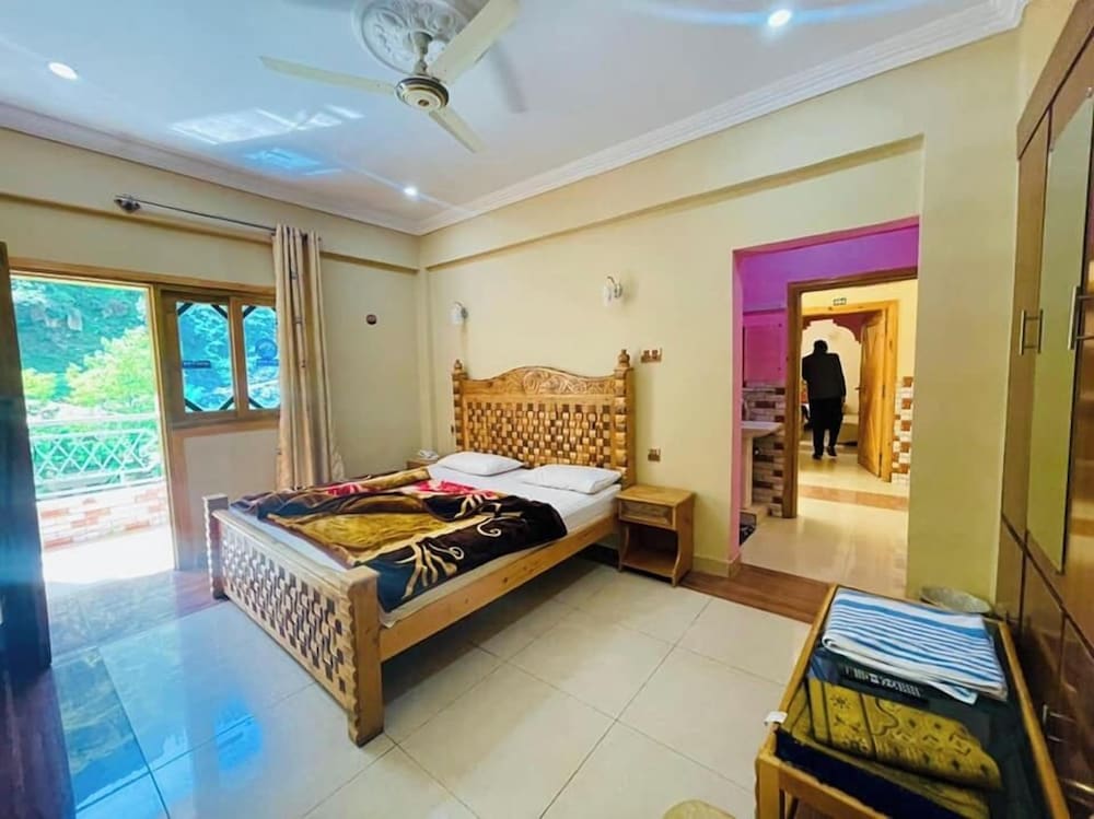 Deluxe Double Room photo 3