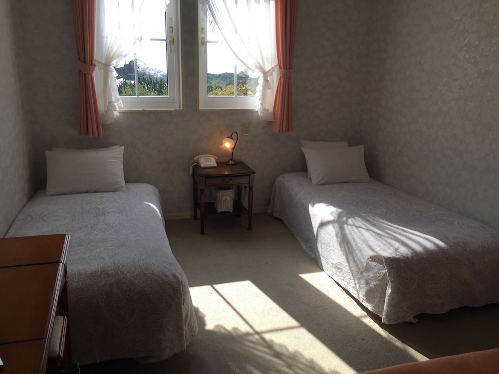 Twin Room ( S ) With Sofa Bed, Ocean View