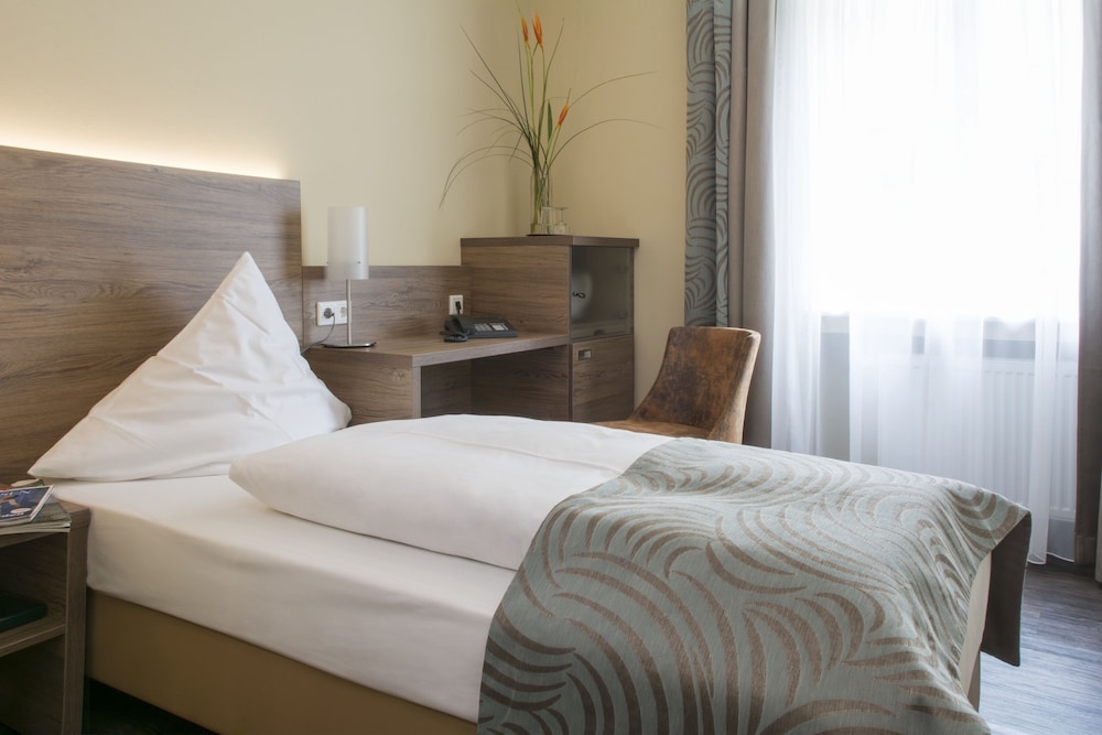 Standard Single Room, 1 Twin Bed photo 2