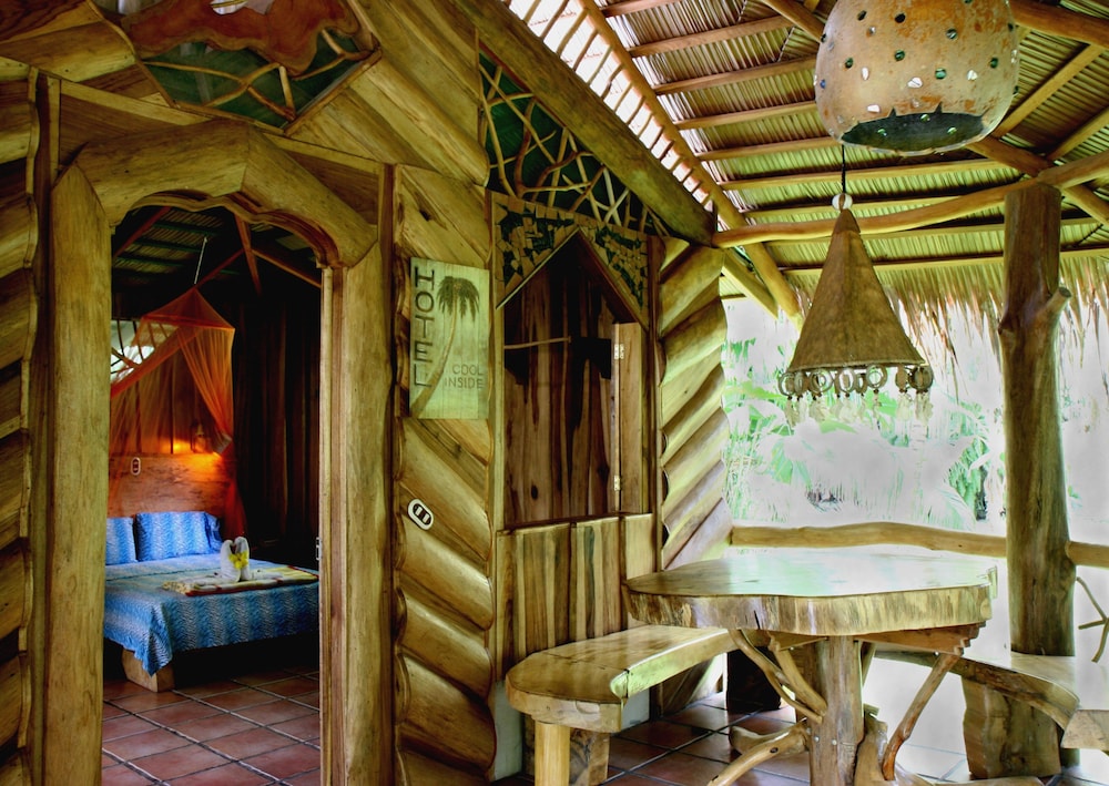2 Bed Bungalow A photo 3