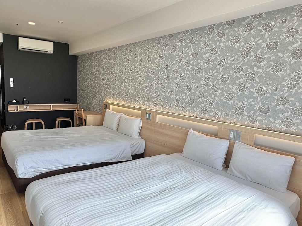 Family Quadruple Room, 2 Double Beds, Non Smoking photo 3