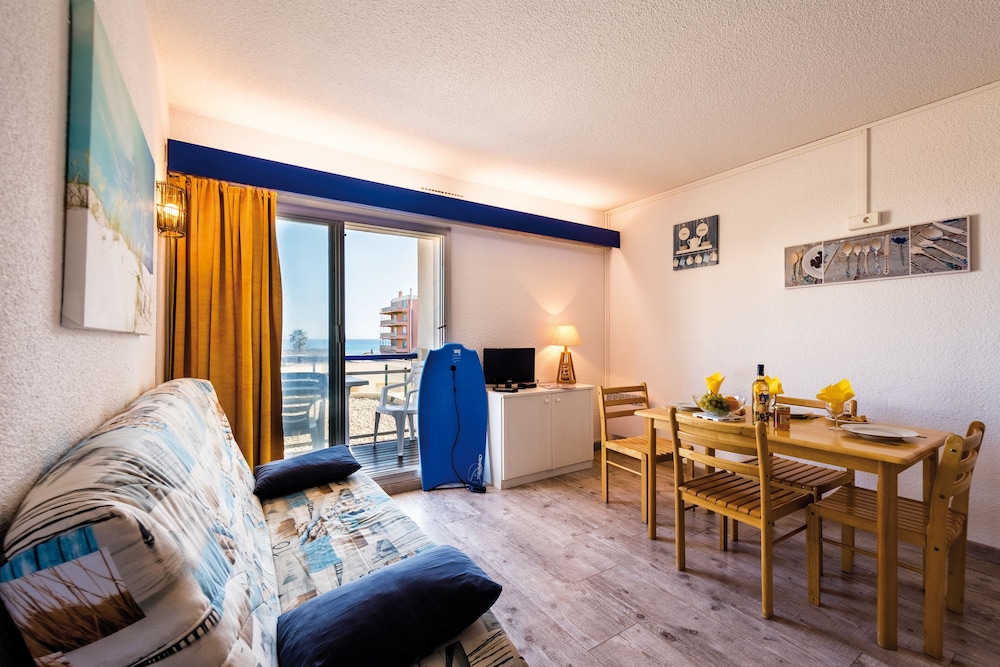 Apartment, Pool View (or Sea view), sleeps 5/6 photo 3