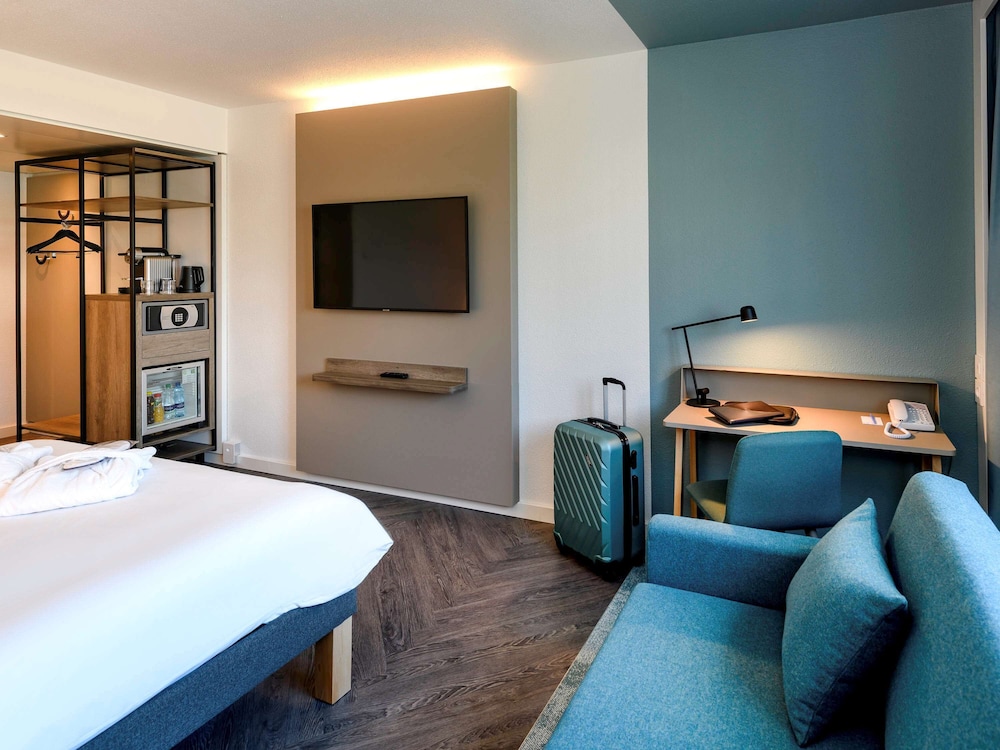 Superior Room, 1 Double Bed with Sofa bed - Photo 6