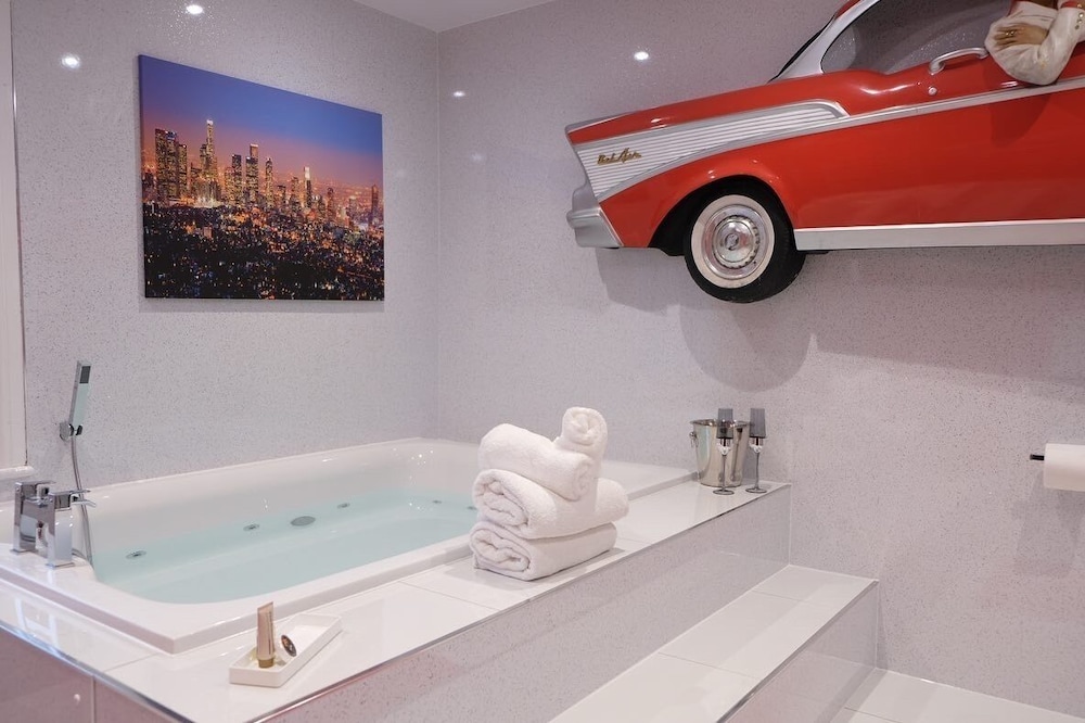 Superior Suite, Ensuite (Los Angeles) photo 2