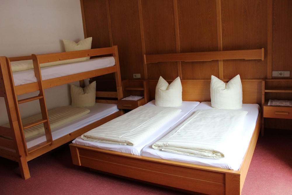 Quadruple Room photo 1