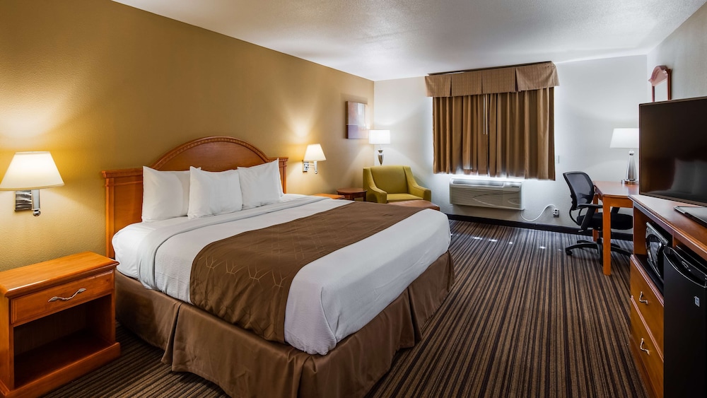 Suite, 1 King Bed, Non Smoking, Jetted Tub