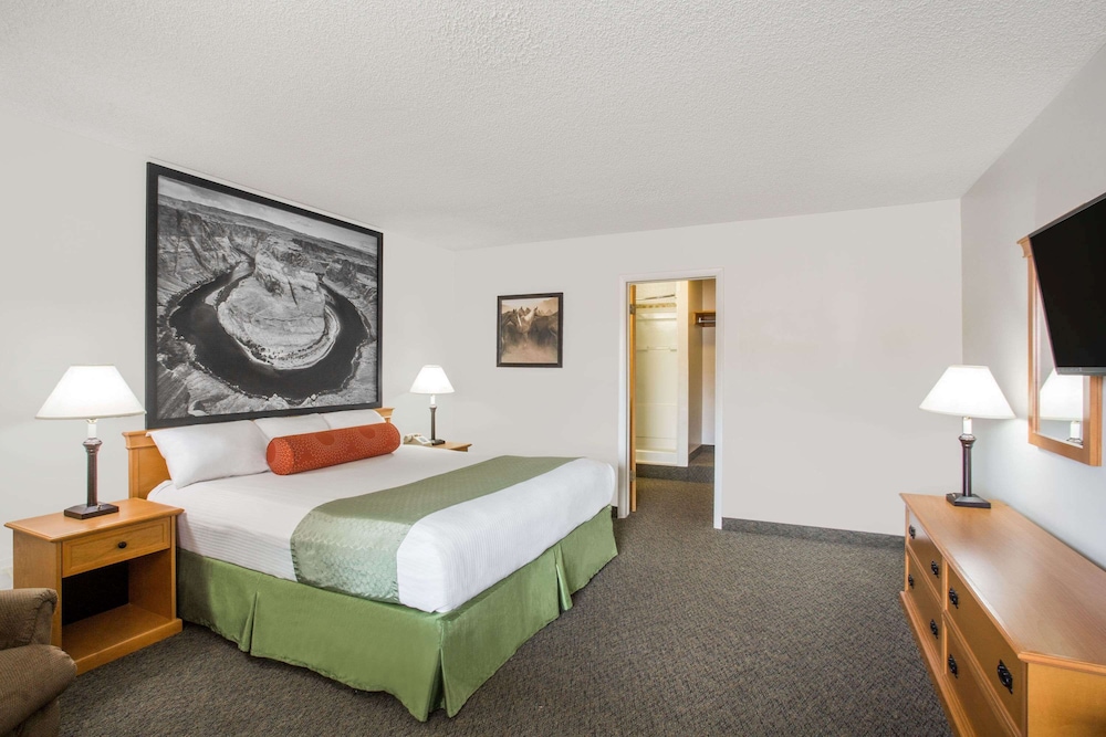 Deluxe Room, 1 King Bed, Non Smoking