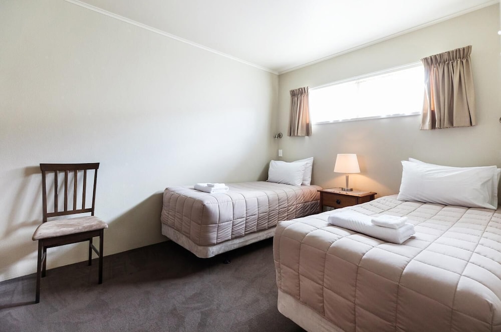 2 Bedroom Unit photo 2