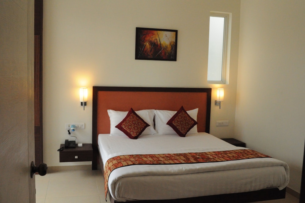 Deluxe Studio, 1 Queen Bed photo 1
