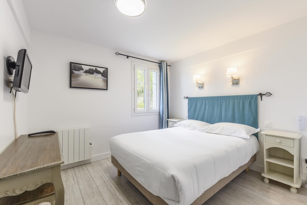 Double Room (Essentielles)