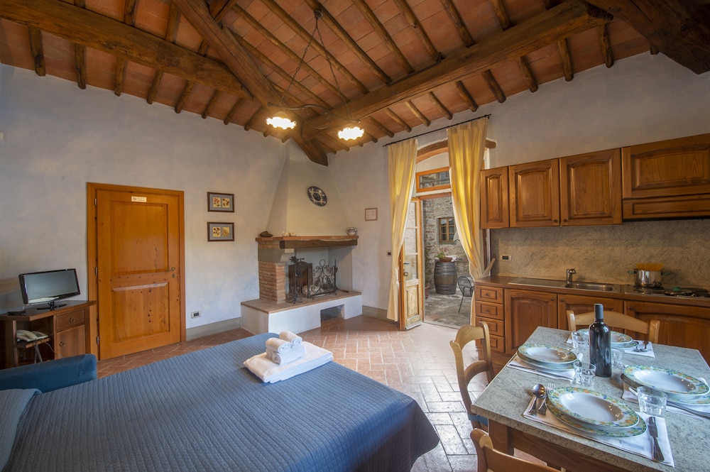 Comfort Apartment, 1 Bedroom, Non Smoking, Pool View photo 2