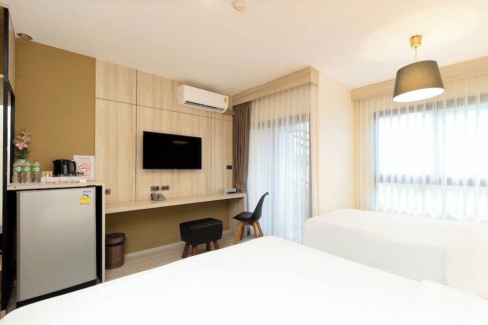 Deluxe Triple Room photo 3