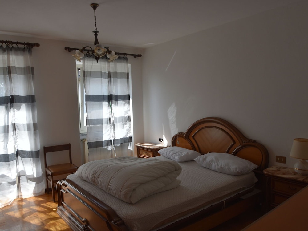 House photo 2