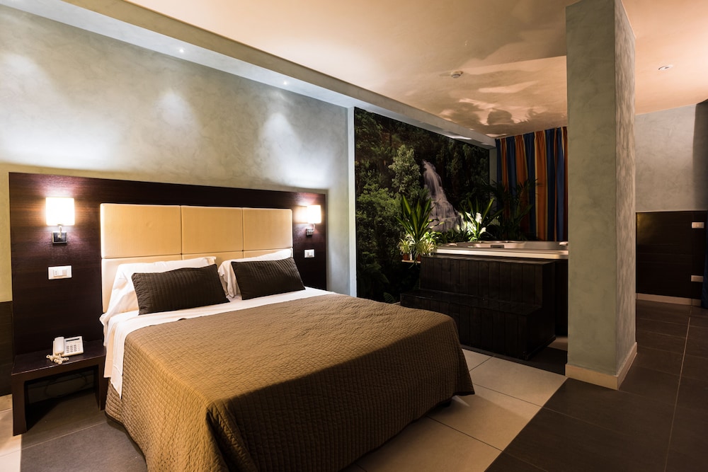 Imperial Suite photo 3