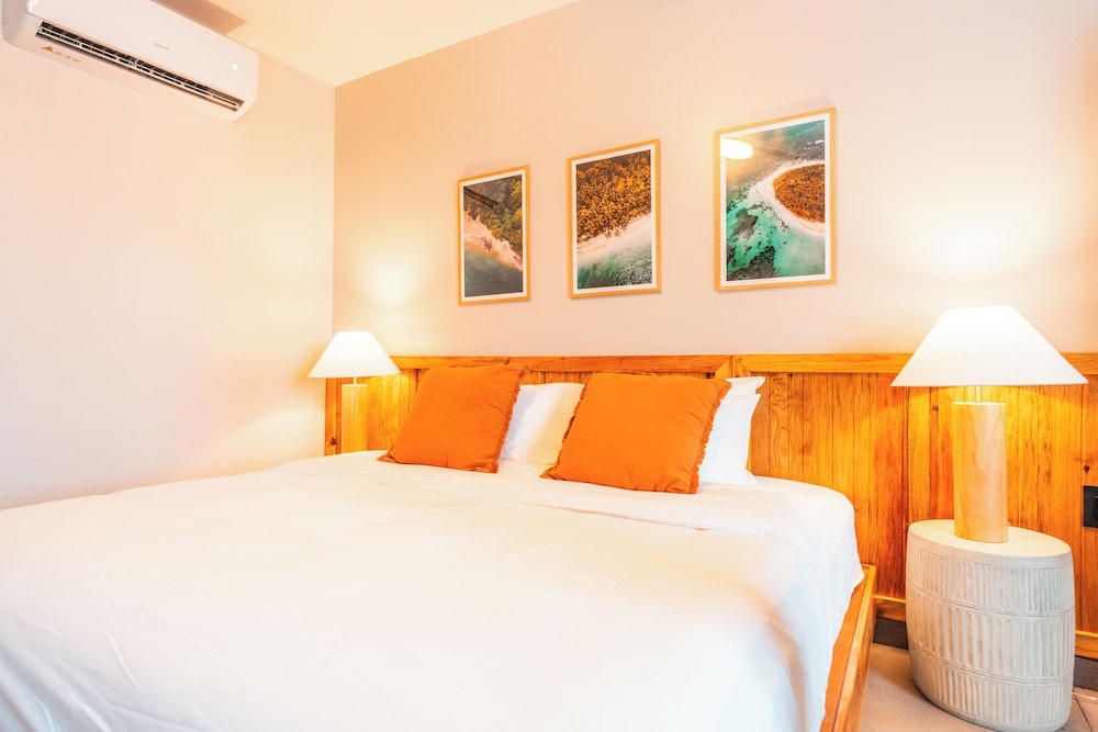 Bed in Premium 4-Bed Dorm photo 2