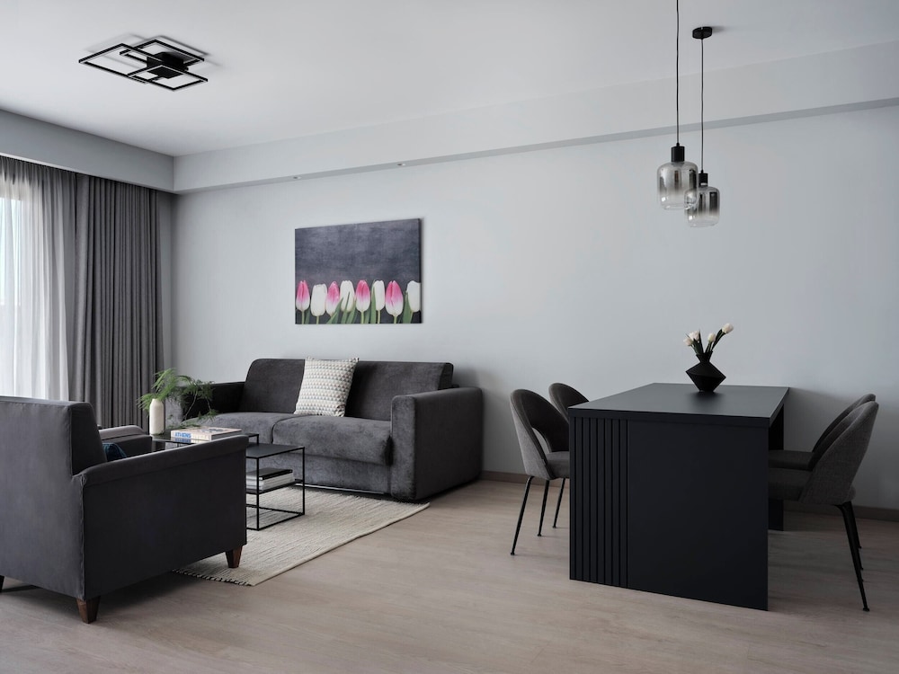 Family Suite, Balcony, City View photo 1