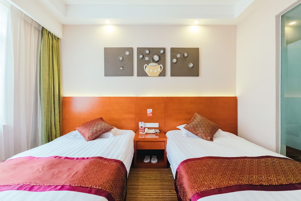 Business Twin Room photo 2
