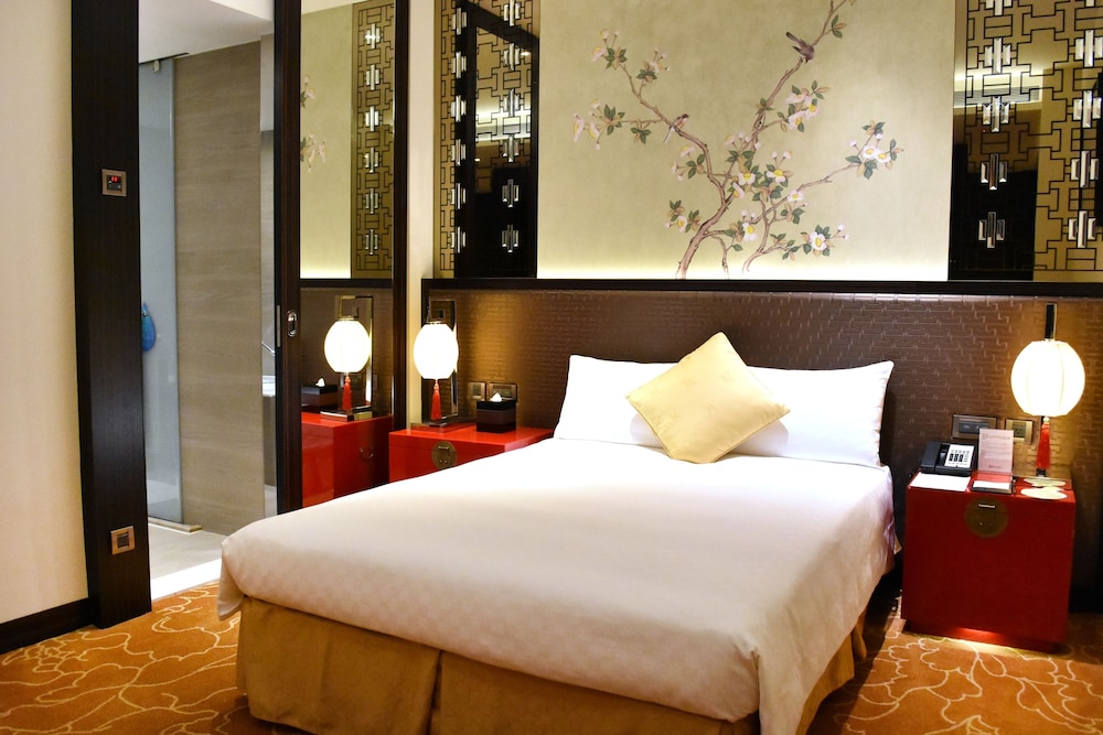 Available room