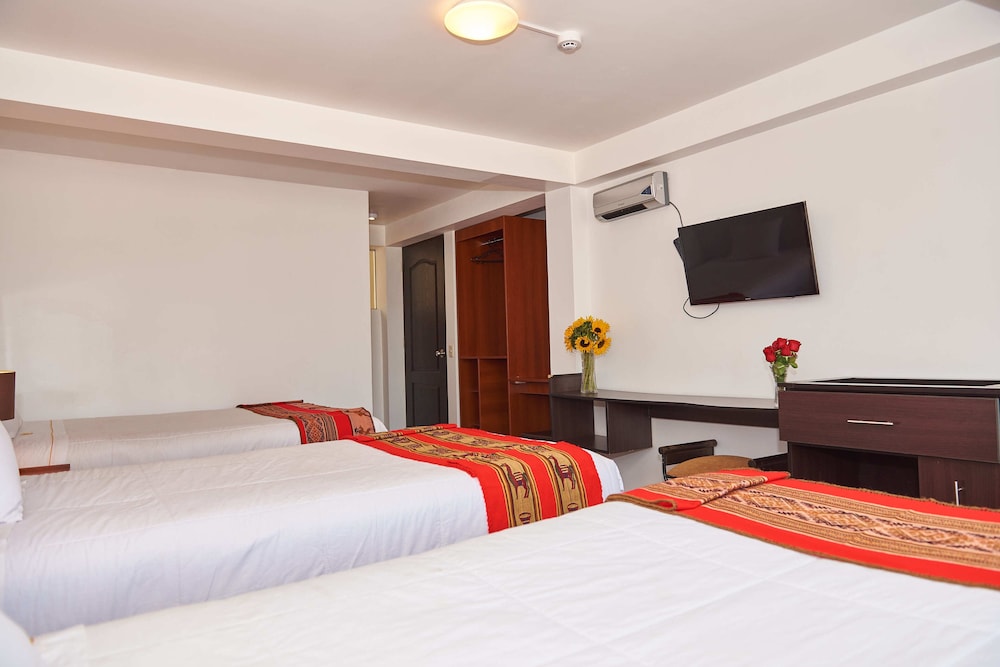 Family Triple Room, Multiple Beds photo 2