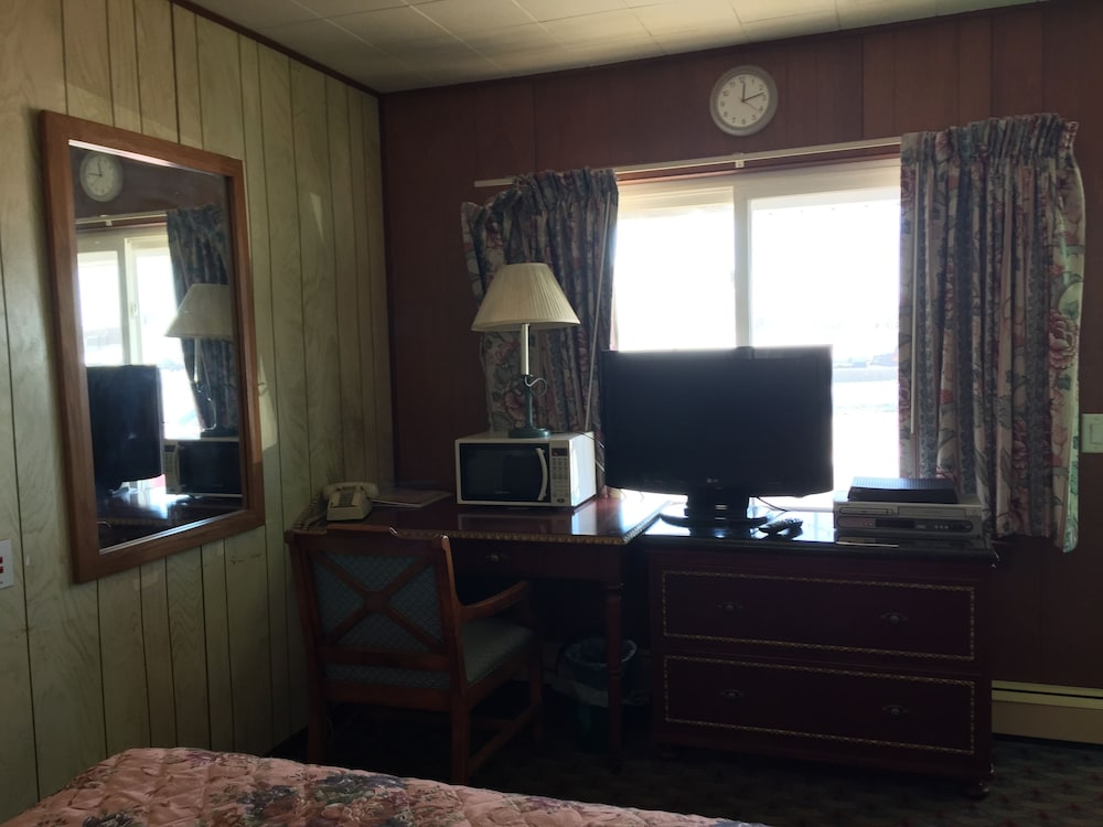 Single Room with One Double Bed photo 1