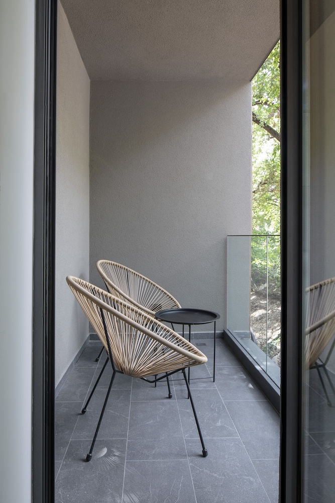 Double Room - Photo 4