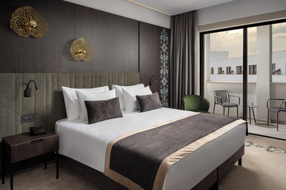 Privilege, Room, 1 Double Bed with Sofa bed photo 3