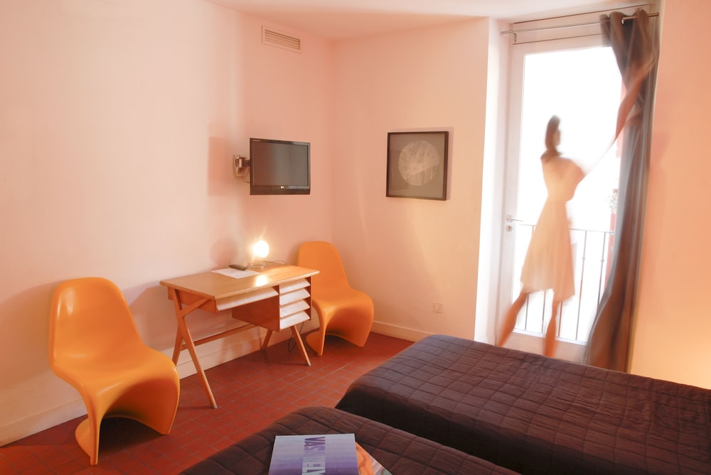Standard Twin Room photo 1