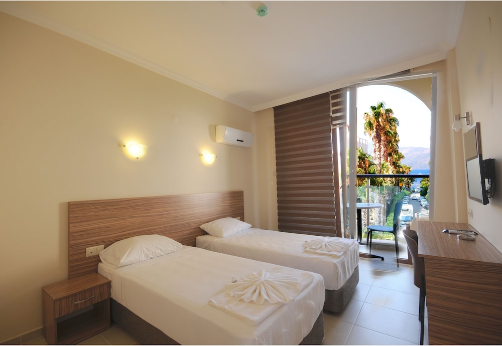 Standard Room photo 1