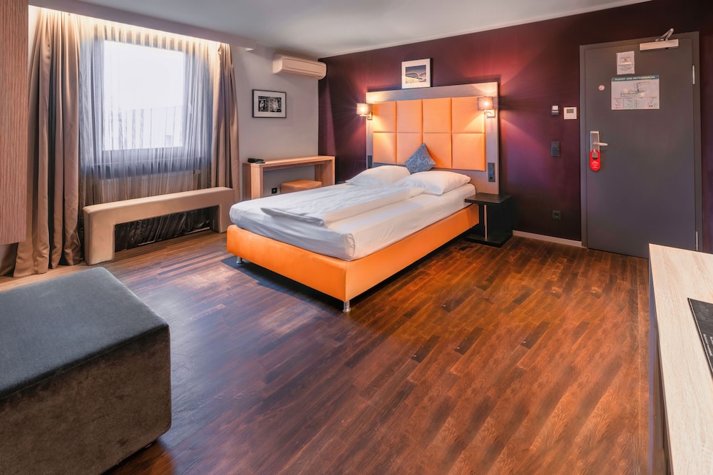 Standard Double Room - Photo 2