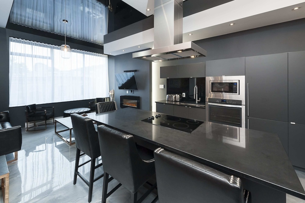 Loft, 1 Bedroom (1302)