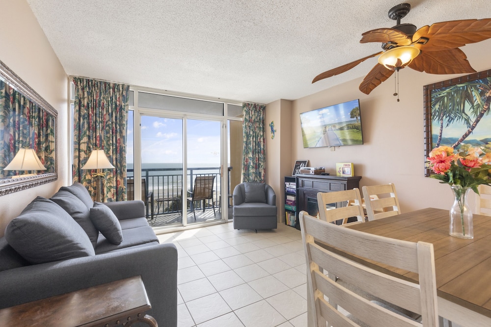 Signature Condo, 2 Bedrooms, Beach View, Oceanfront