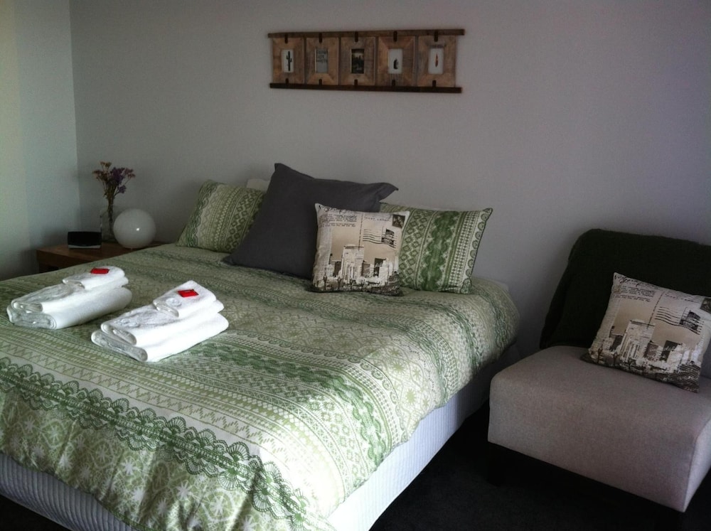 3 X Queen Rooms With E/S photo 3