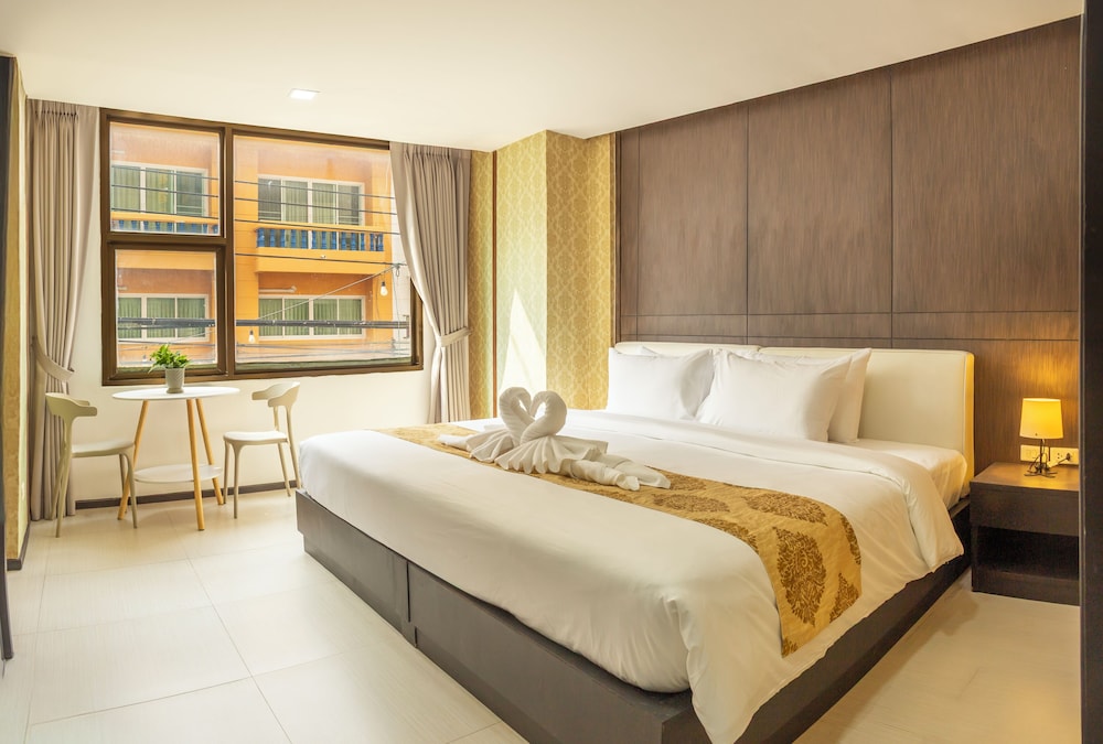 Superior Double Room, Courtyard View