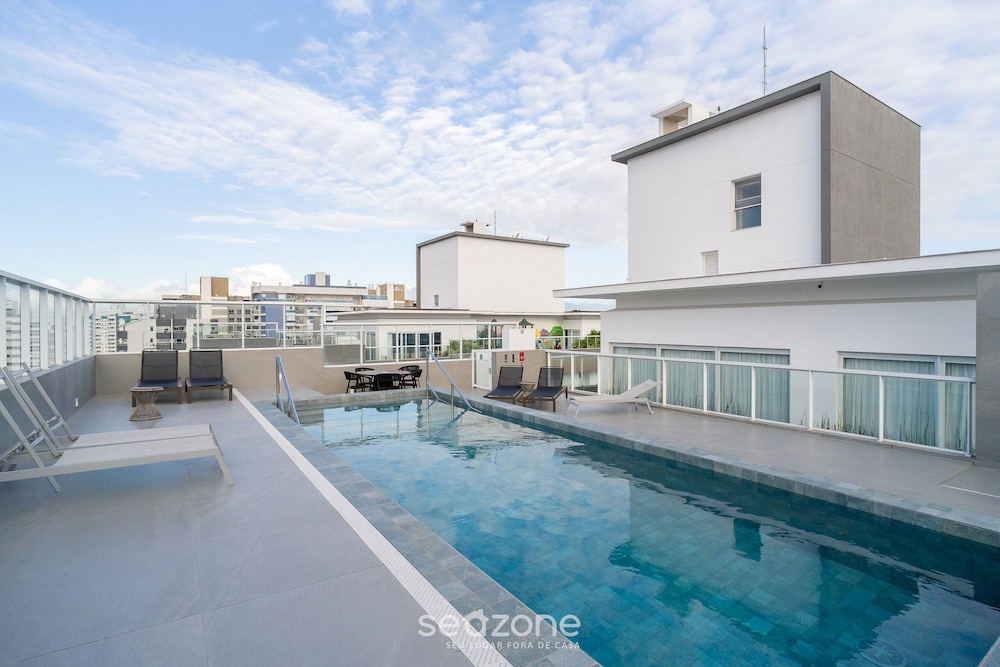Basic Apartment photo 2