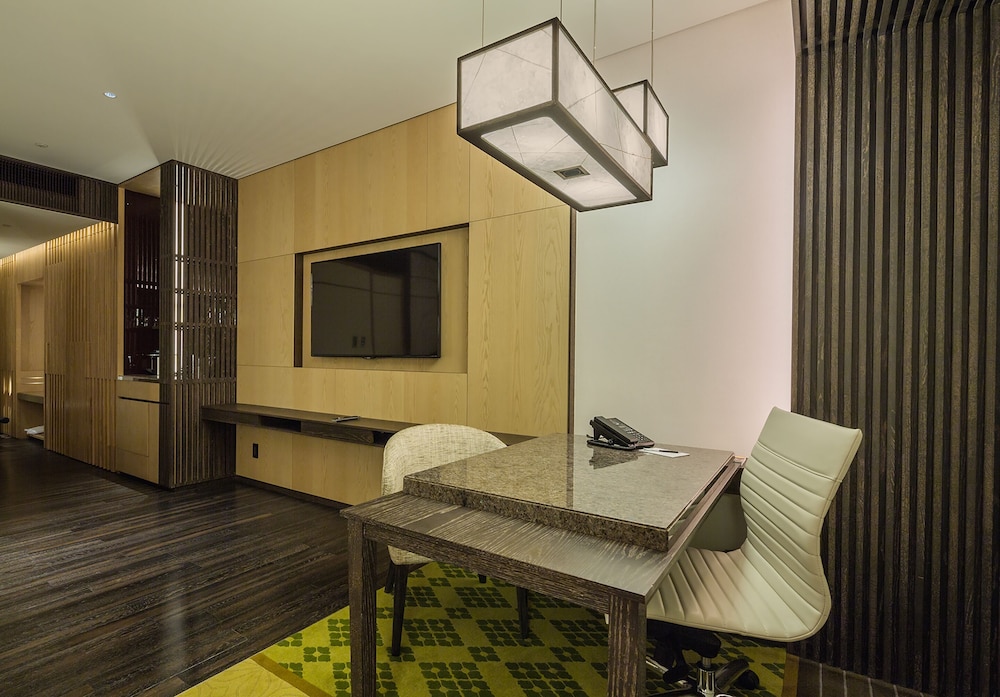 Room, 2 Double Beds (Four Seasons Heritage Garden Room)